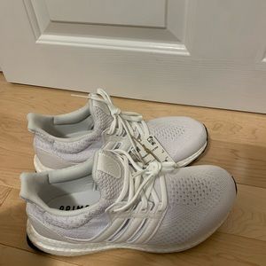 New in box Adidas Ultraboost 5.0 DNA Triple White